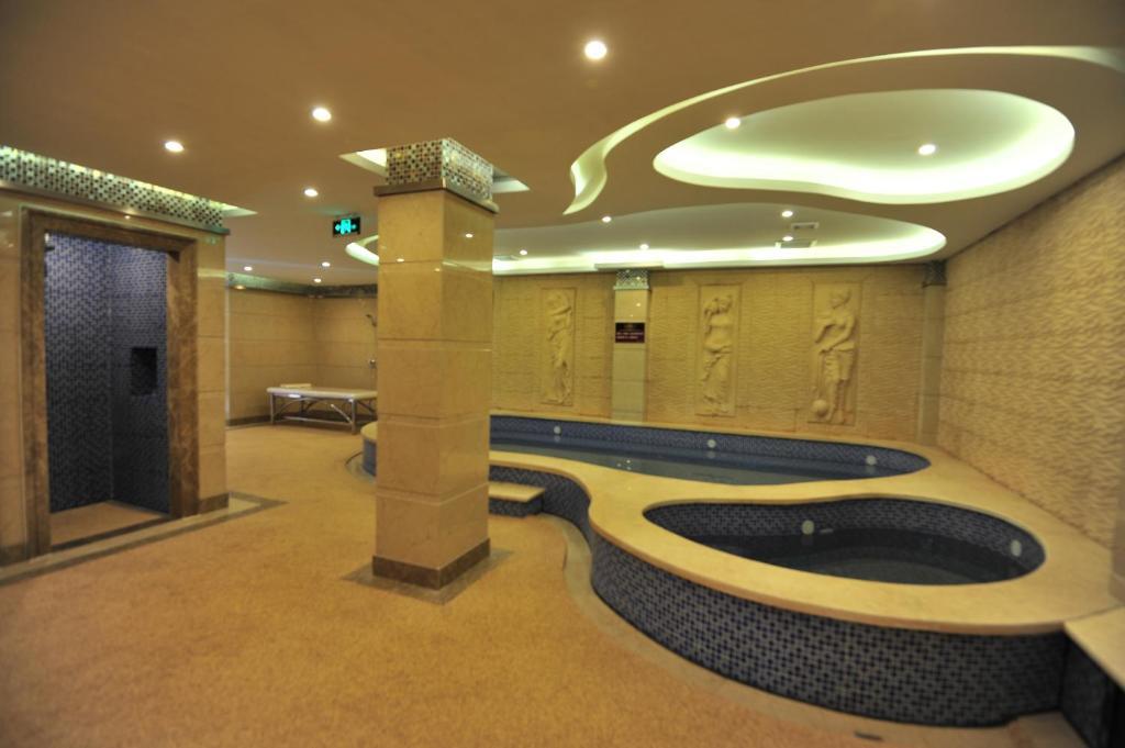 Jiande Yinyuan Hotel Tangcun Exterior photo